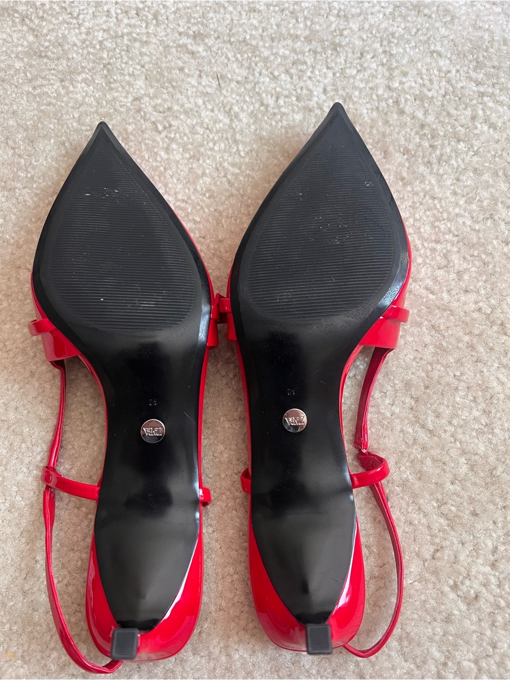 Zara Red Patent Pointed Slingback Flats - Picture 2 of 4